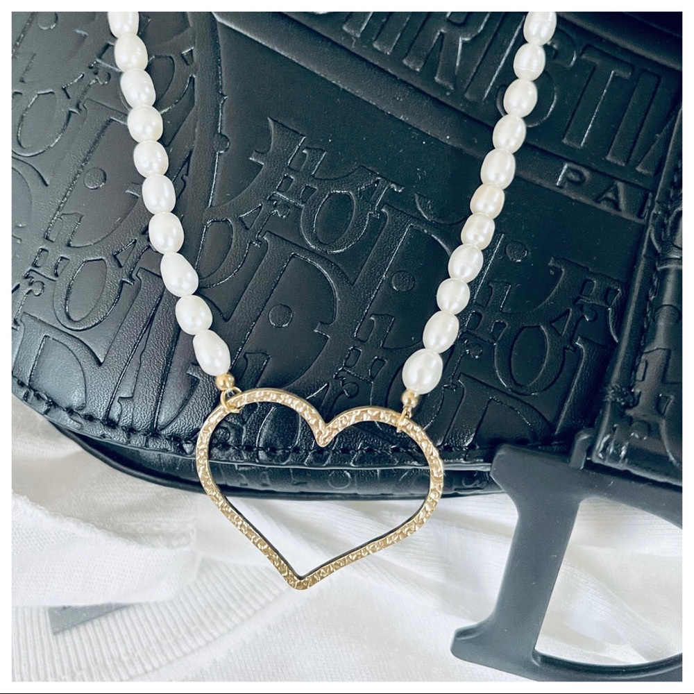 Paris Fresh Water Pearl Hear Drop Necklace - Picture 3 of 4